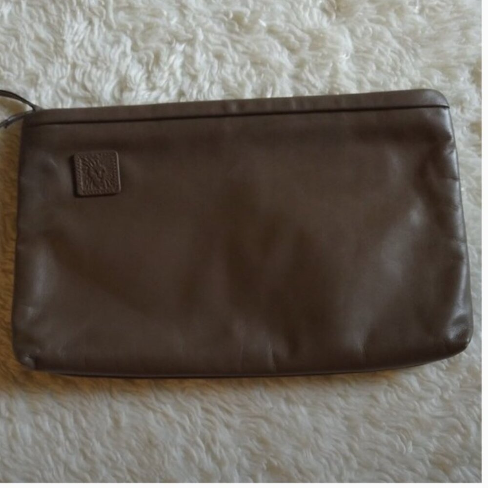 Vintage Anne Klein day clutch